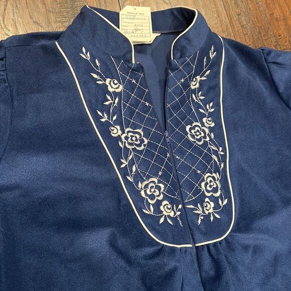 Rare VTG 1986 Wolverine  Velour Robe Size XL Navy Blue Long Zip Front new Sample - Picture 2 of 9